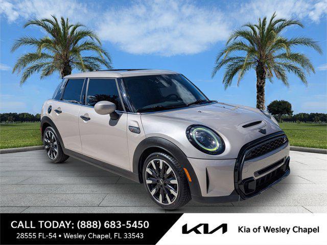 used 2022 MINI Hardtop car, priced at $22,366