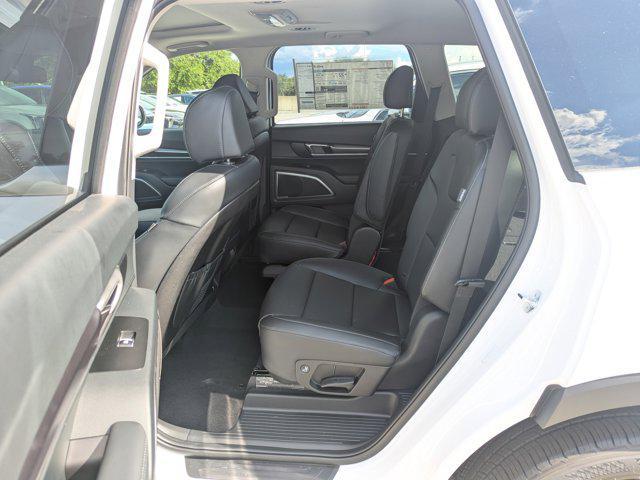 new 2025 Kia Telluride car, priced at $40,212