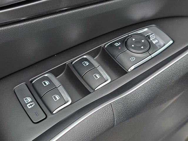 new 2025 Kia Sorento car, priced at $34,428