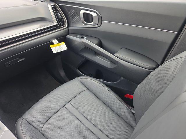 new 2025 Kia Sorento car, priced at $34,428