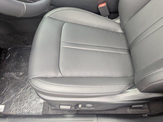 new 2025 Kia Sorento car, priced at $40,876