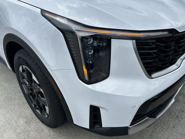 new 2025 Kia Sorento car, priced at $33,916