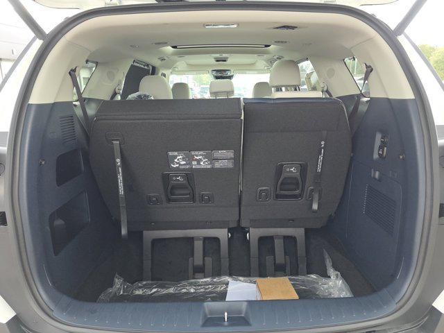 new 2026 Kia Carnival car, priced at $52,037