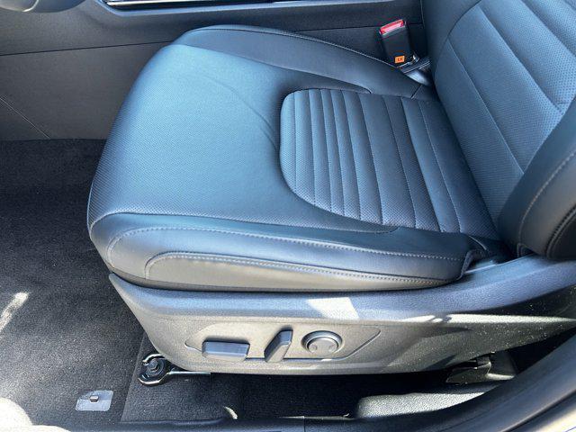 new 2025 Kia Sportage car, priced at $32,972