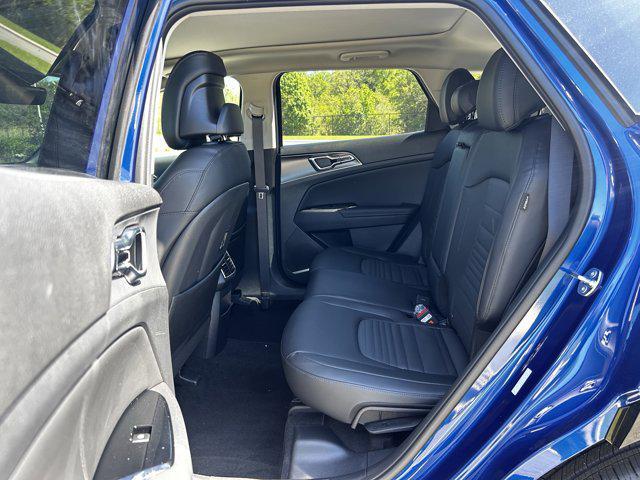 new 2025 Kia Sportage car, priced at $32,972