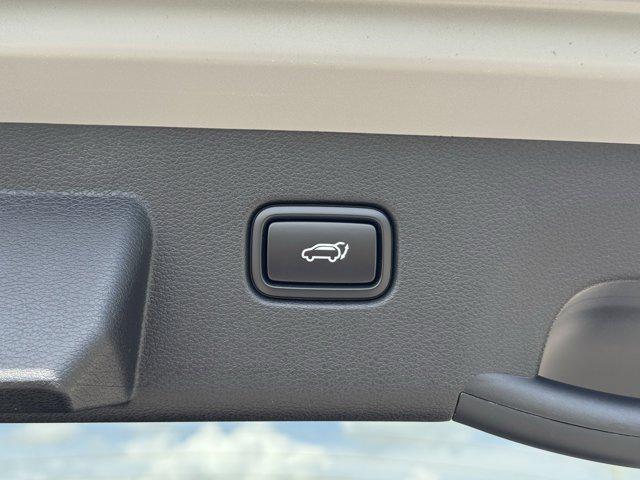 new 2025 Kia Sportage car, priced at $33,477