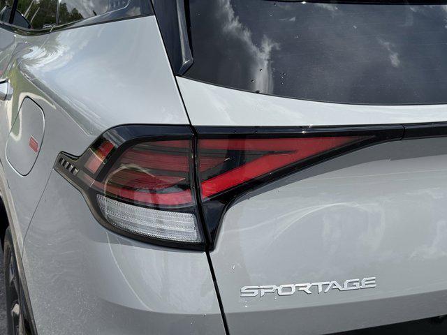 new 2025 Kia Sportage car, priced at $33,477