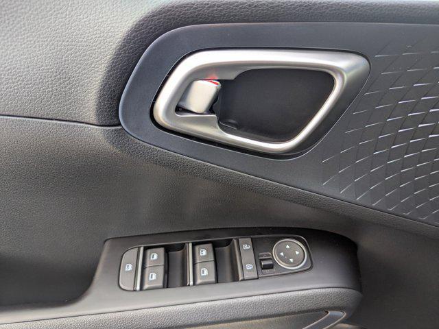 new 2025 Kia Soul car, priced at $25,401