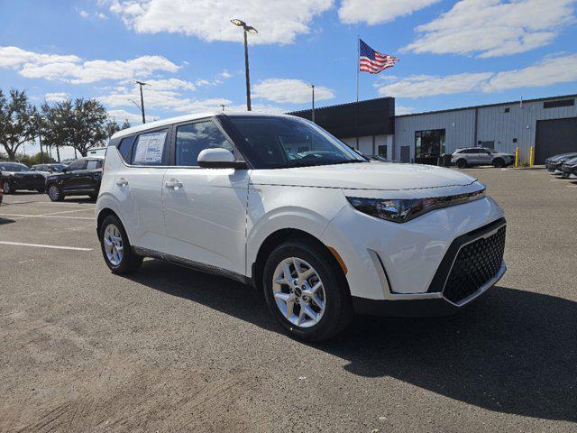 new 2025 Kia Soul car, priced at $23,520