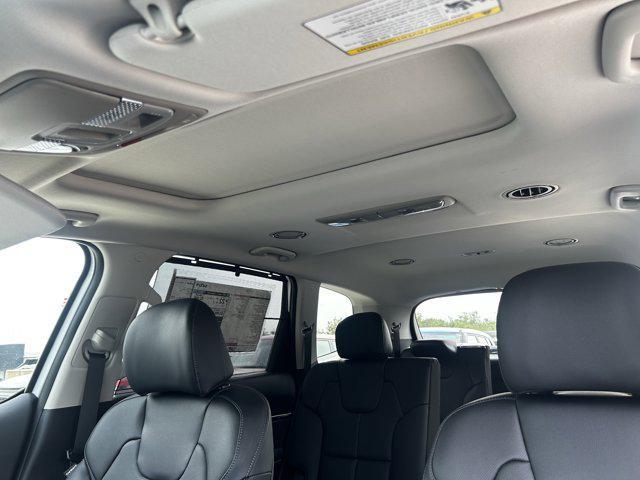 new 2025 Kia Telluride car, priced at $41,514