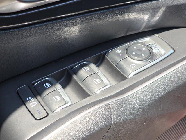 new 2025 Kia Sorento car, priced at $31,318