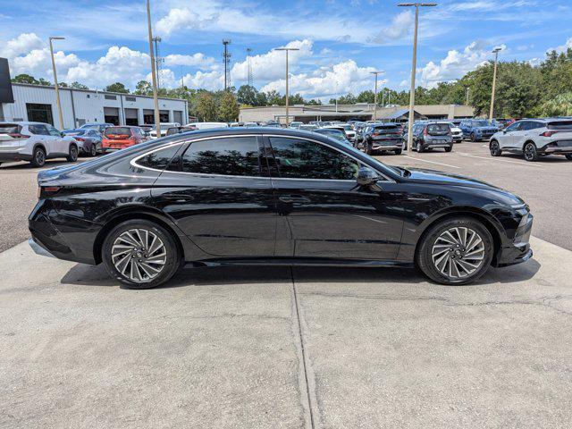 used 2025 Hyundai Sonata Hybrid car, priced at $32,621