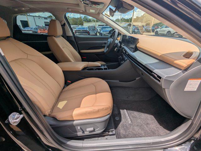 used 2025 Hyundai Sonata Hybrid car, priced at $32,621