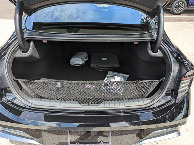 used 2025 Hyundai Sonata Hybrid car, priced at $32,621
