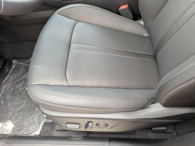 new 2025 Kia Sorento car, priced at $39,579