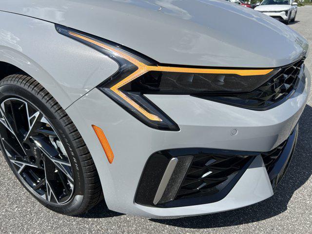 new 2025 Kia K5 car, priced at $30,654