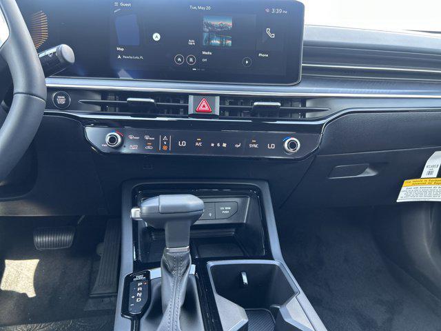 new 2025 Kia K5 car, priced at $30,654