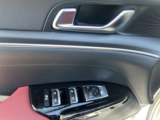 new 2025 Kia K5 car, priced at $30,654