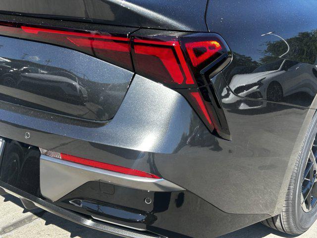 new 2025 Kia K5 car, priced at $25,858