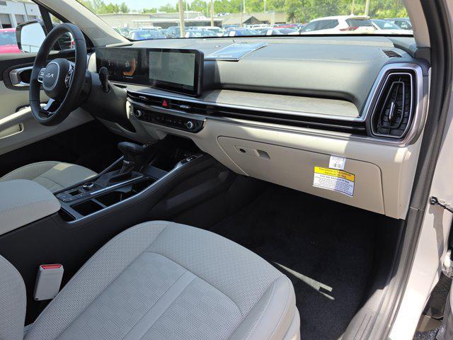 new 2025 Kia Sorento car, priced at $40,513