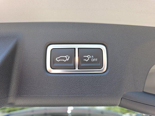 new 2025 Kia Sorento car, priced at $40,513