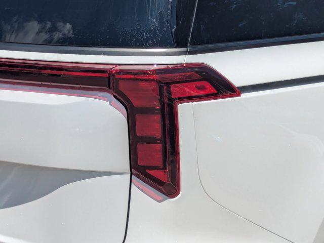 new 2026 Kia Carnival car, priced at $48,069