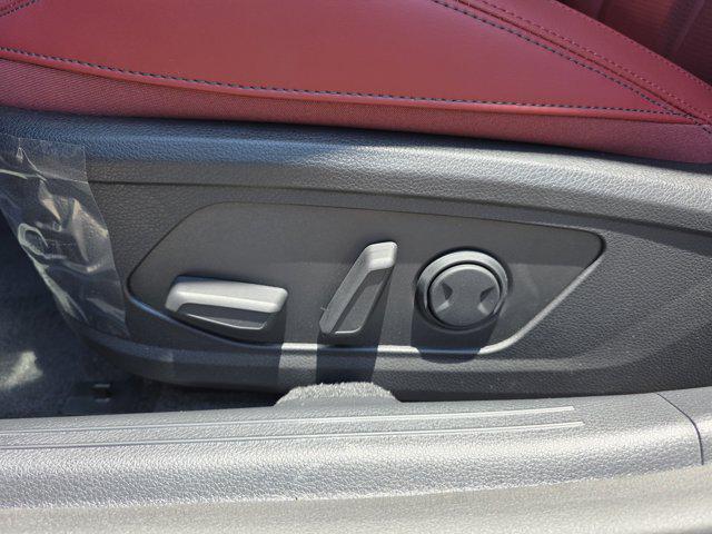 new 2025 Kia K5 car, priced at $30,099