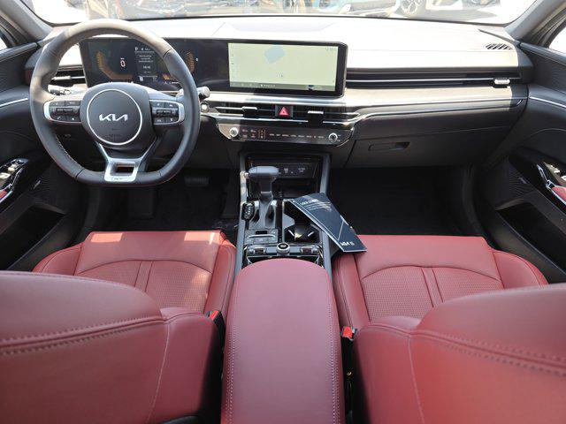new 2025 Kia K5 car, priced at $30,099