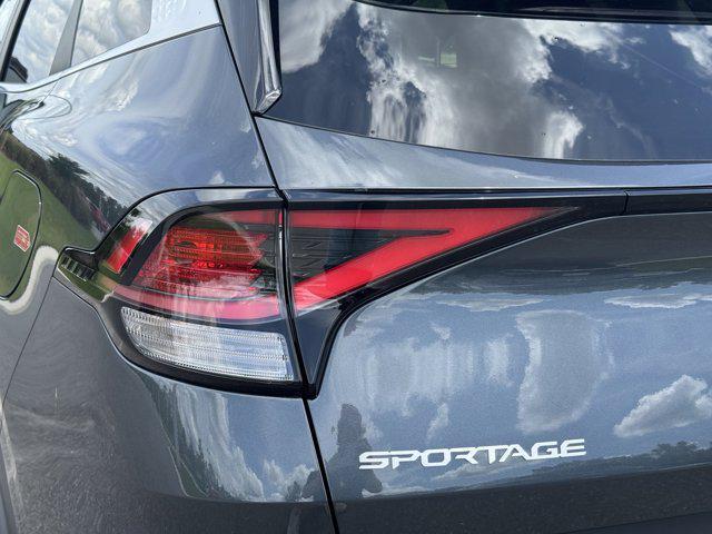 new 2025 Kia Sportage Hybrid car, priced at $31,085