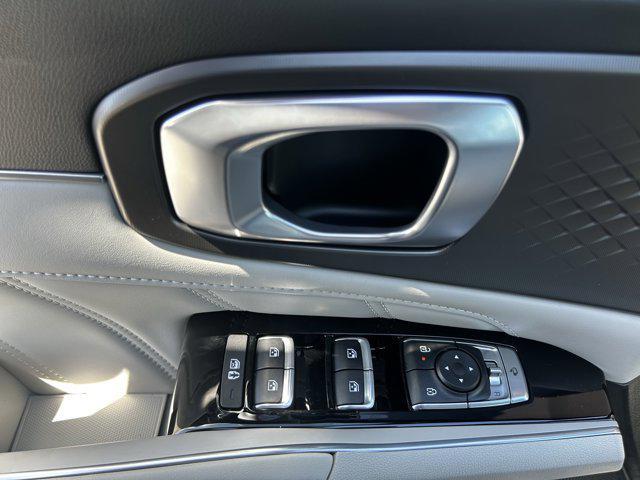new 2025 Kia Sorento car, priced at $38,437