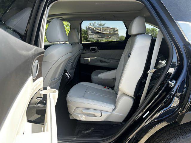 new 2025 Kia Sorento car, priced at $38,437