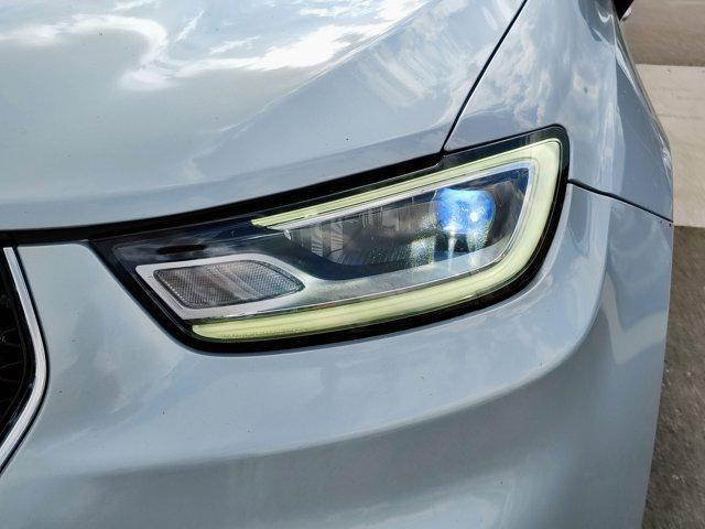used 2024 Chrysler Pacifica car, priced at $30,617