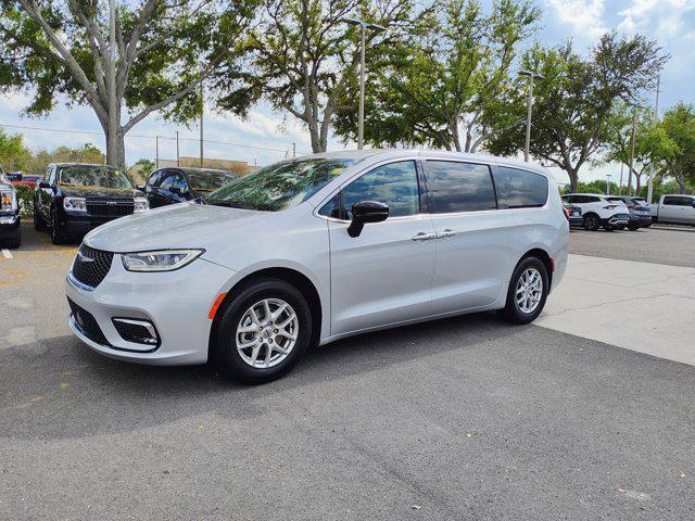 used 2024 Chrysler Pacifica car, priced at $30,617