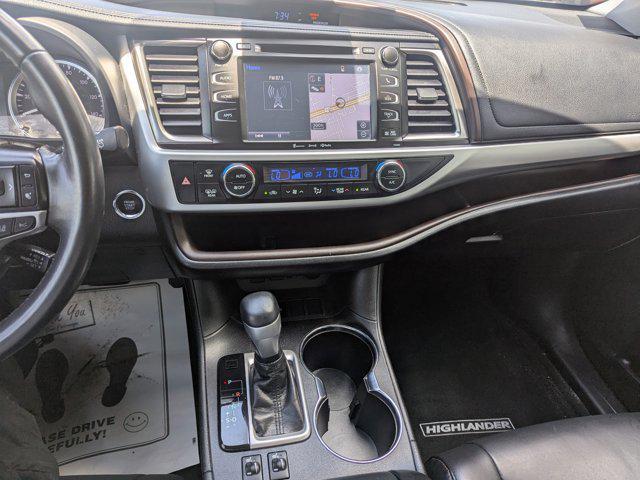 used 2019 Toyota Highlander car, priced at $24,916