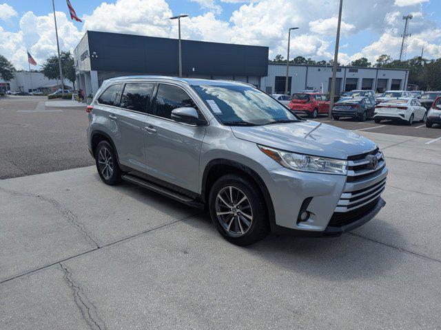 used 2019 Toyota Highlander car, priced at $24,916