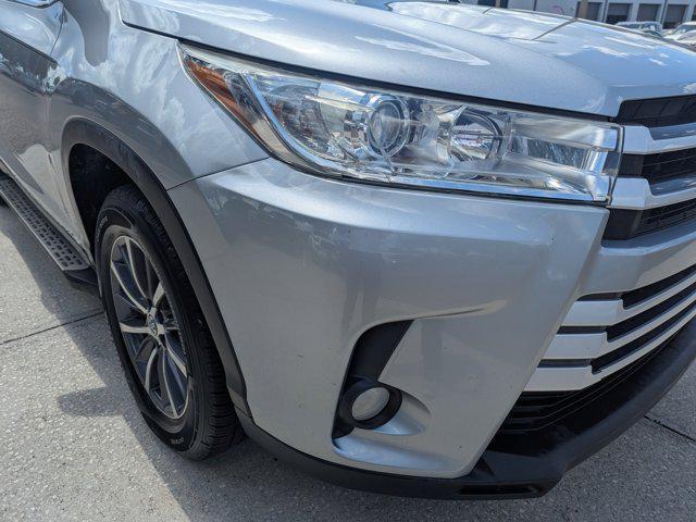 used 2019 Toyota Highlander car, priced at $24,916