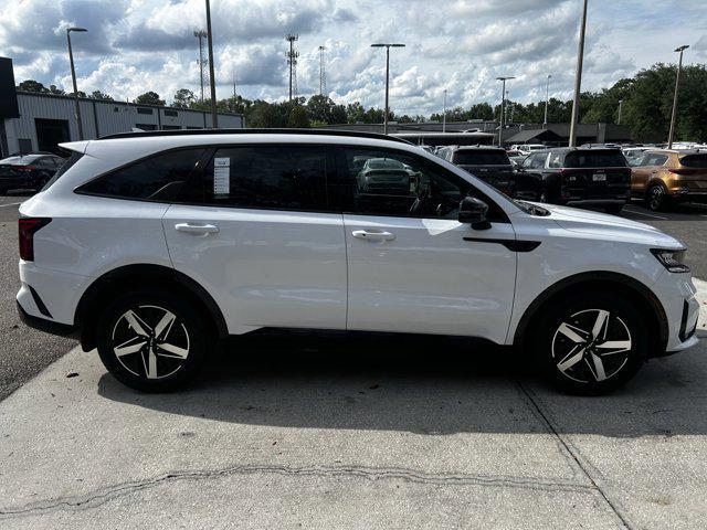 used 2022 Kia Sorento car, priced at $25,841