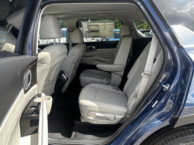 new 2025 Kia Sorento car, priced at $40,286