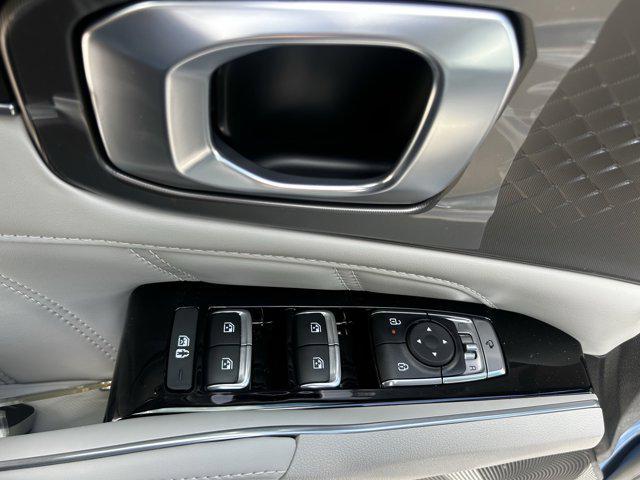 new 2025 Kia Sorento car, priced at $40,286