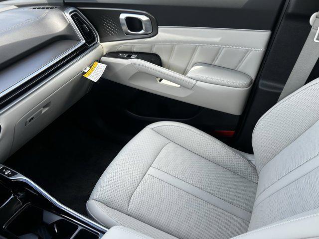 new 2025 Kia Sorento car, priced at $40,286