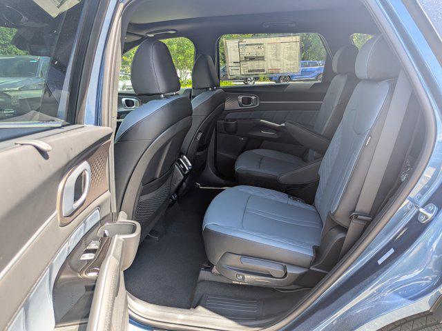 new 2025 Kia Sorento Hybrid car, priced at $45,366