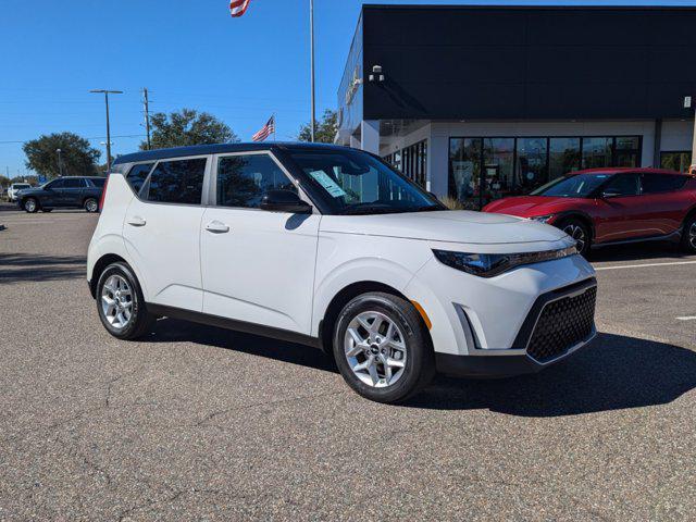 used 2024 Kia Soul car, priced at $21,494