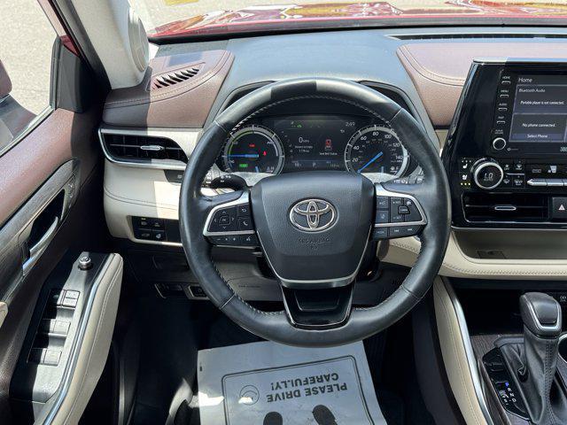 used 2021 Toyota Highlander Hybrid car, priced at $35,895