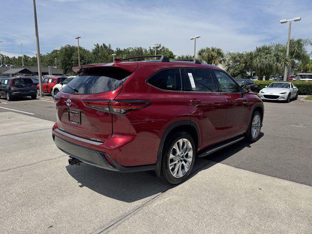 used 2021 Toyota Highlander Hybrid car, priced at $35,895