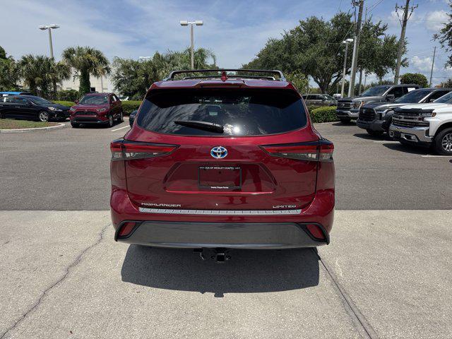 used 2021 Toyota Highlander Hybrid car, priced at $35,895