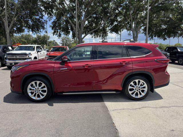used 2021 Toyota Highlander Hybrid car, priced at $35,895
