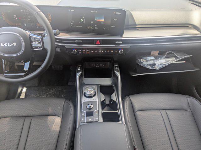 new 2025 Kia Sorento Hybrid car, priced at $39,167