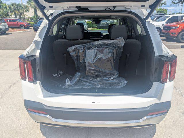 new 2025 Kia Sorento Hybrid car, priced at $39,167