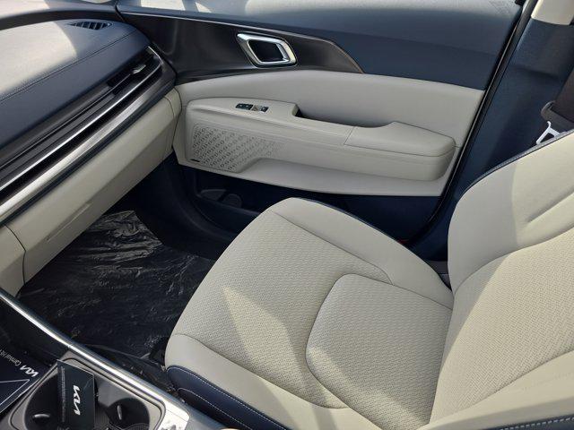 new 2026 Kia Carnival Hybrid car, priced at $54,263