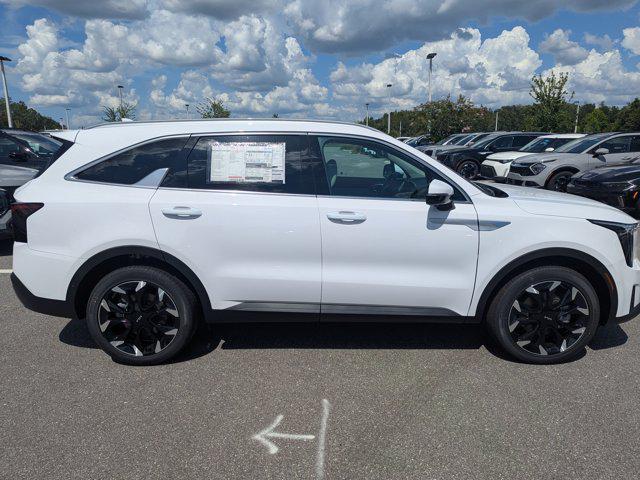 new 2025 Kia Sorento car, priced at $40,042
